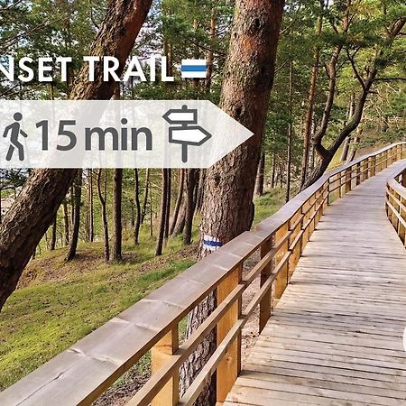 Отель Rabarberi Lv Just 15Min Walk To Seaside Саулкрасты Экстерьер фото